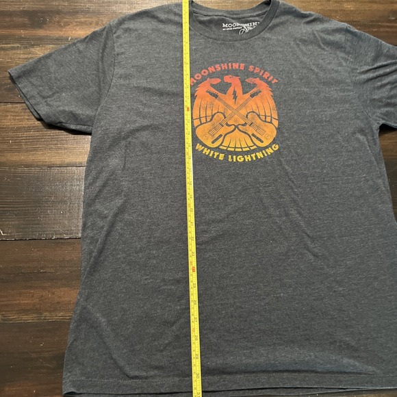 Moonshine Spirit BY Brad Paisley Graphic T-Shirt Size XL Gray Short Sleeve - Picture 6 of 10